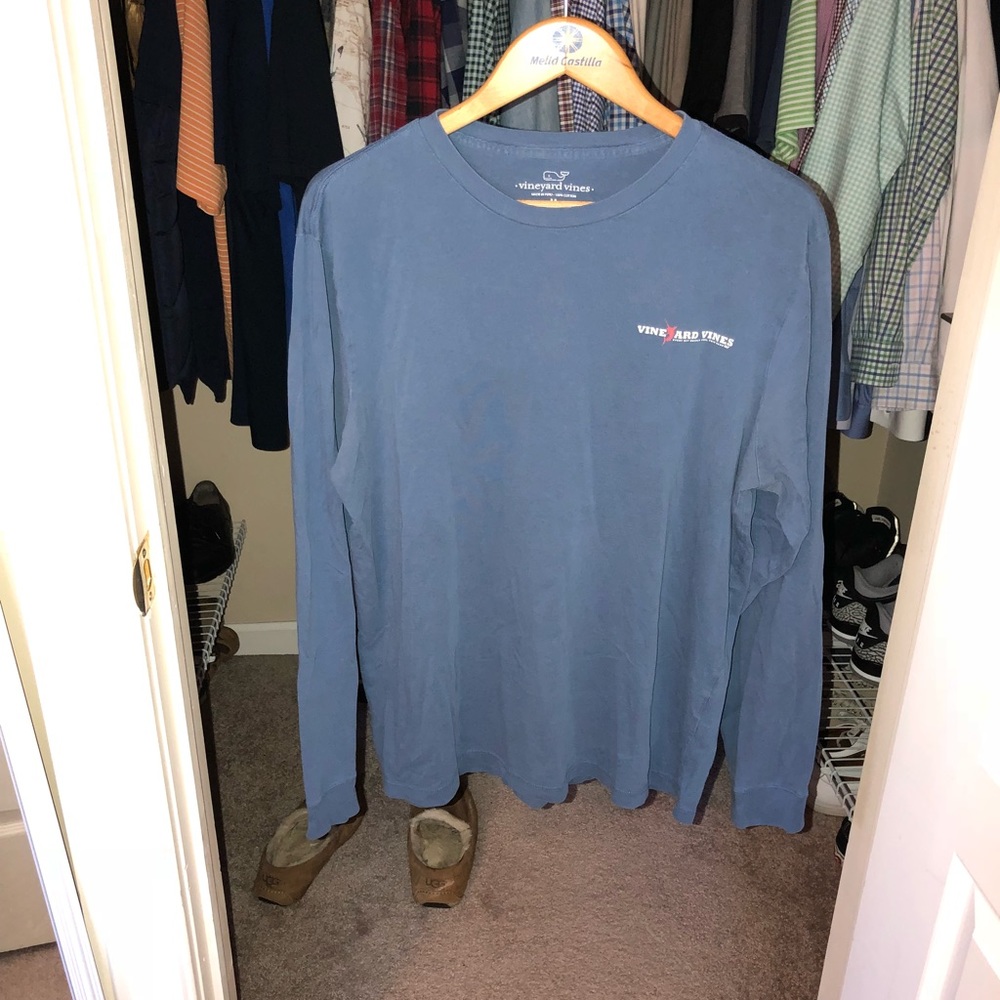 Vineyard Vines T-shirt